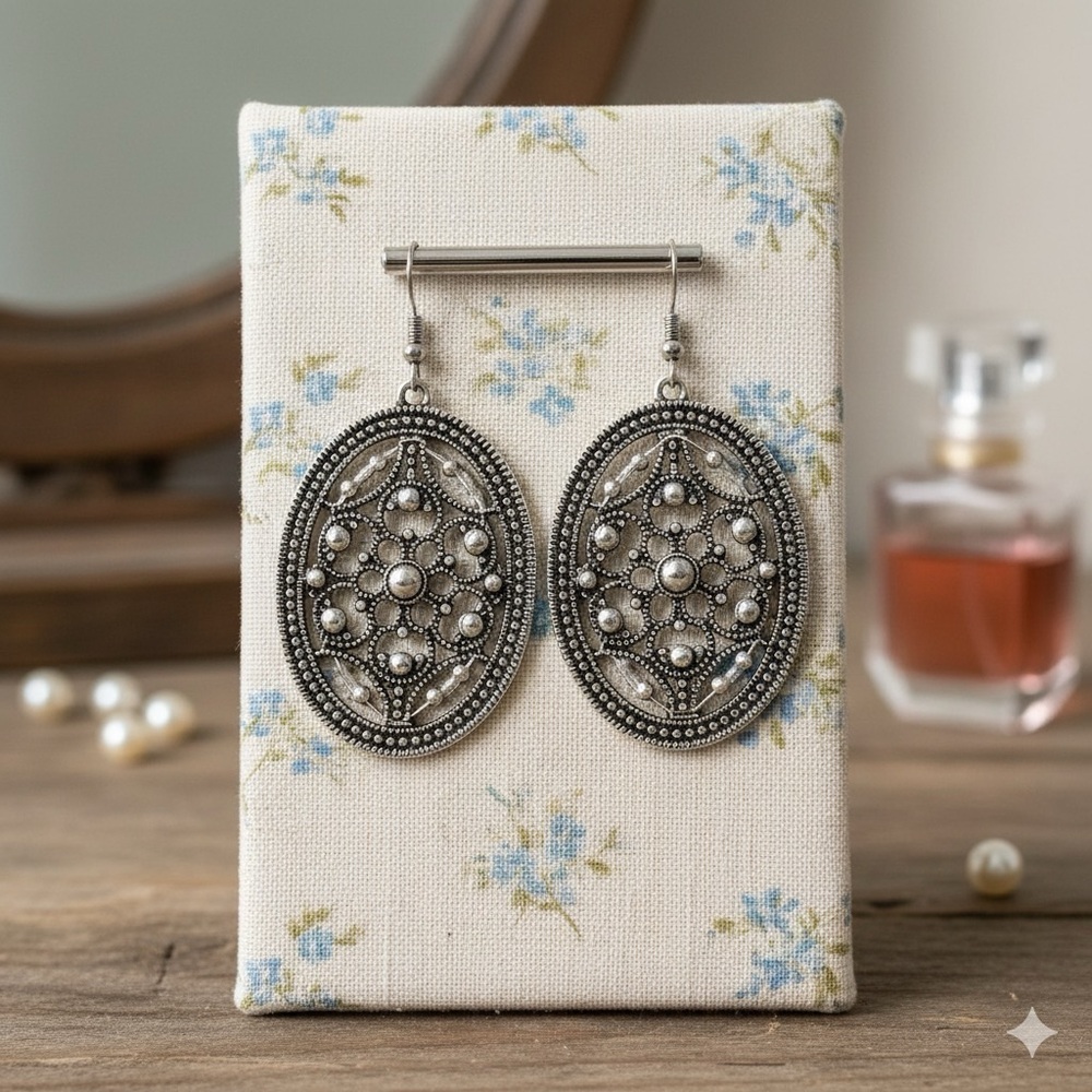Silver Filigree Oval Earrings 🤍